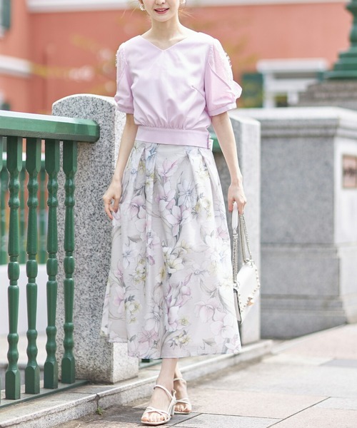 tocco closet（トッコ クローゼット）の「シアーフラワープリント