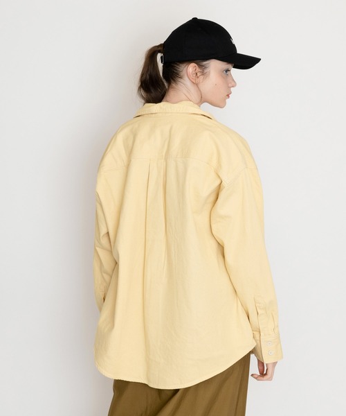 Levi's(リーバイス)の「LEVI'S(R) FRESH デニムシャツ BOTANICAL DYE(シャツ/ブラウス・レディース・マルチ・S/M/XS)」の3枚目の写真