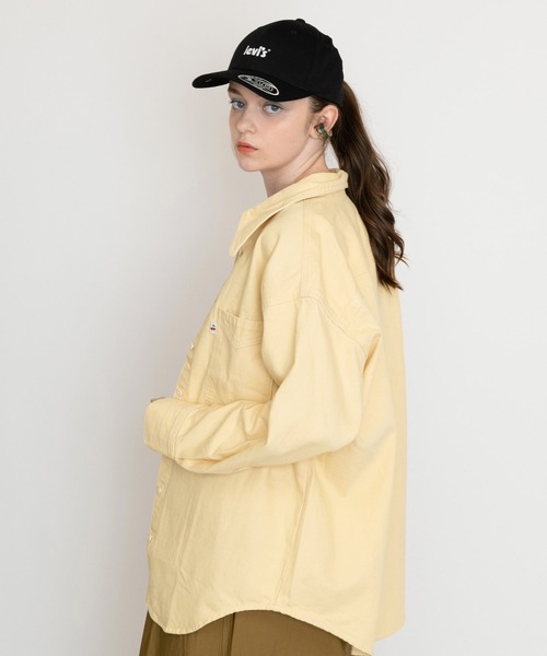Levi's(リーバイス)の「LEVI'S(R) FRESH デニムシャツ BOTANICAL DYE(シャツ/ブラウス・レディース・マルチ・S/M/XS)」の6枚目の写真