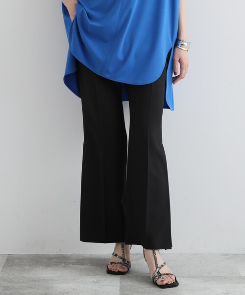 INDIVI（インディヴィ）の「◆【洗える】サイドタック フレアパンツ（その他パンツ・レディース・ブラック/ダークグリーン/ワインレッド/ライトベージュ・13/15 /12/17/36/19/40/05/03/38）」の8枚目の写真