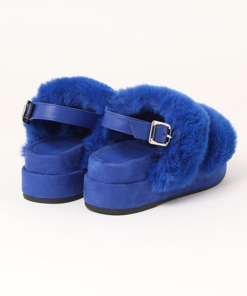 ROSE BUD（ローズバッド）の「フェイクファーフラットサンダル