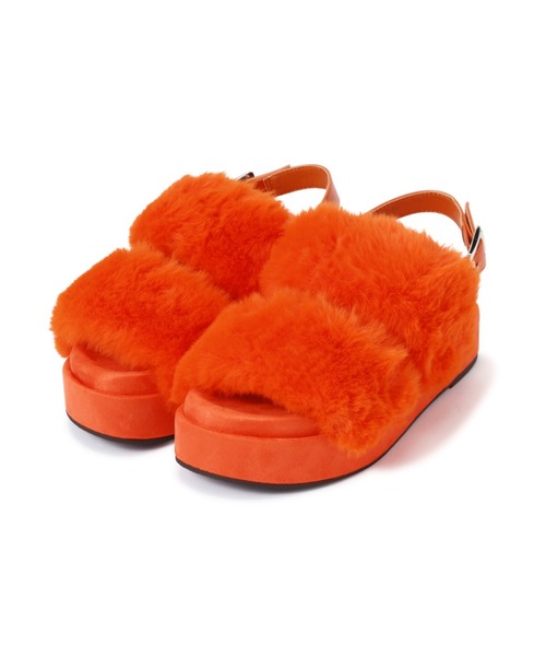 ROSE BUD（ローズバッド）の「フェイクファーフラットサンダル