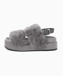 ROSE BUD（ローズバッド）の「フェイクファーフラットサンダル