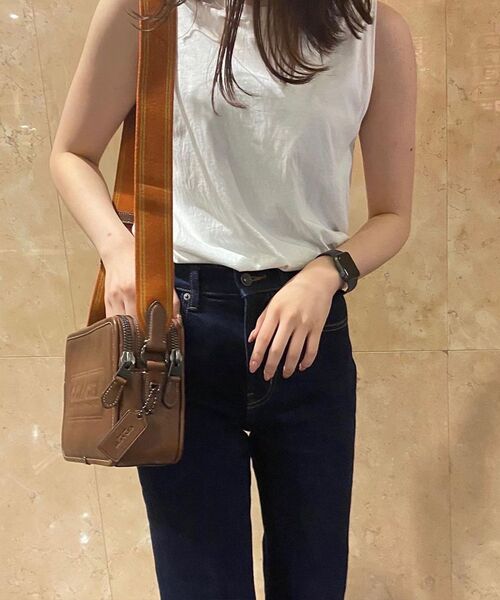 COACH（コーチ）の「チャーター クロスボディ 24・コーチ バッジ