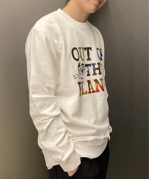 SCOTCH&SODA（スコッチアンドソーダ）の「グラフィック クルーネック スウェット【167222】（スウェット・メンズ・オフホワイト/レッド・MEDIUM/LARGE/SMALL）」の9枚目の写真