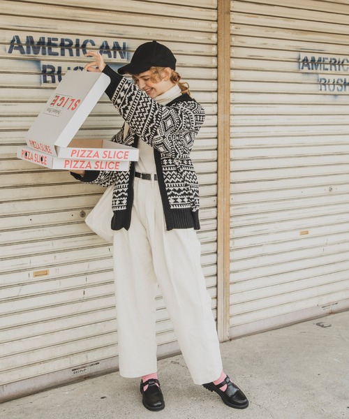 forksy.(フォルクシー)の「【forksy.】オーバーサイズジップカウチンニットカーディガン(カーディガン/ボレロ・レディース・レッド/ネイビー/アイボリー/ブラック×ホワイト・FREE)」の17枚目の写真