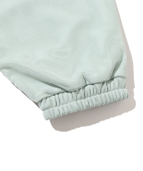 ANNA SUI(アナスイ)の「ANNA SUI Archive シアートラックジャケット(ブルゾン・レディース・ブラック/ホワイト/グリーン・M/L/XL)」の15枚目の写真