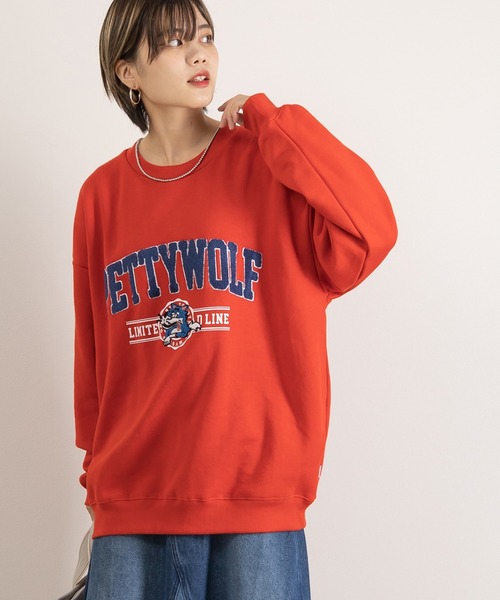 SlashDate(スラッシュデイト)の「PETTYWOLFサガラロゴ刺繍スウェット/オーバーサイズ/裏起毛/ユニセックス(スウェット・レディース・ホワイト/レッド/グリーン/ネイビー/アッシュグレー・M/L/XL)」の18枚目の写真