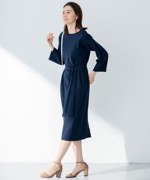 組曲(クミキョク)の「【WEB限定】レーヨンナイロンポンチ ワンピース(ワンピース・レディース・スカイブルー系/ネイビー系・2)」の18枚目の写真