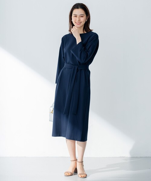 組曲(クミキョク)の「【WEB限定】レーヨンナイロンポンチ ワンピース(ワンピース・レディース・スカイブルー系/ネイビー系・2)」の8枚目の写真