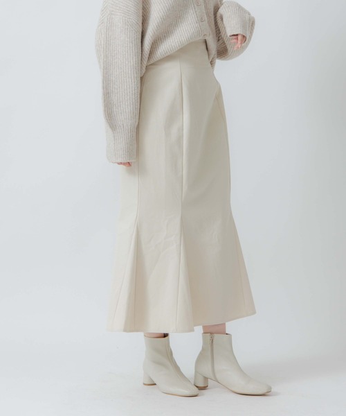 flower(フラワー)の「カームパピヨンスカート(スカート・レディース・アイボリー/ブラウン・FREE)」の11枚目の写真