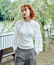 EMMA LIMBER（エマリンバー）の「Feather Jacquard Blouse（フェザージャガードブラウス）（シャツ/ブラウス）」