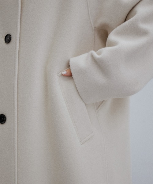 ADAM ET ROPE'（アダムエロペ）の「ウールスタンドカラーコート