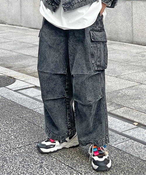 CPCM(シーピーシーエム)の「デニムカーゴパンツ(デニムパンツ・メンズ・ブルー/ブラック・FREE)」の4枚目の写真