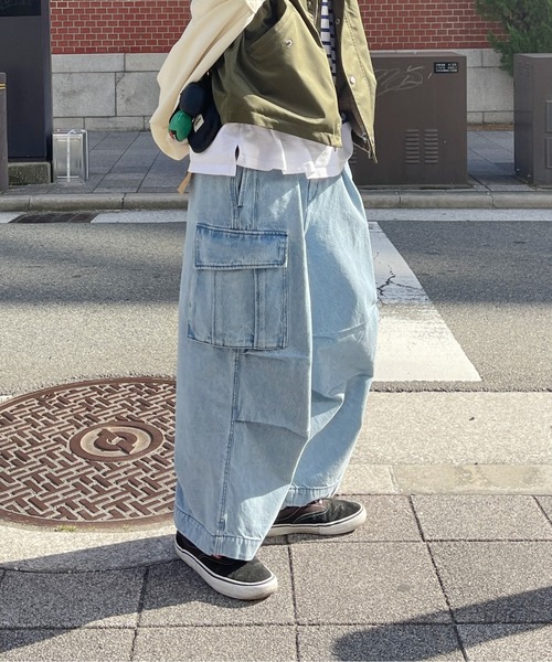 CPCM(シーピーシーエム)の「デニムカーゴパンツ(デニムパンツ・メンズ・ブルー/ブラック・FREE)」の15枚目の写真