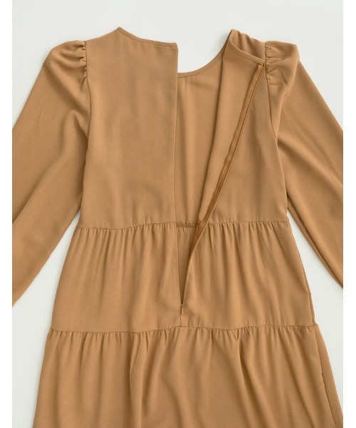 Re:EDIT（リエディ）の「[低身長/高身長/大きいサイズ有]ポーラティアードマキシワンピース（ワンピース・レディース・モカ/ブルー/ブラック/ベージュ・MEDIUM/LARGE/SHORT/X-LARGE/TALL）」の6枚目の写真