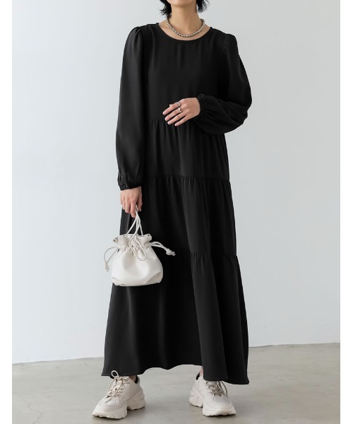 Re:EDIT（リエディ）の「[低身長/高身長/大きいサイズ有]ポーラティアードマキシワンピース（ワンピース・レディース・モカ/ブルー/ブラック/ベージュ・MEDIUM/LARGE/SHORT/X-LARGE/TALL）」の17枚目の写真