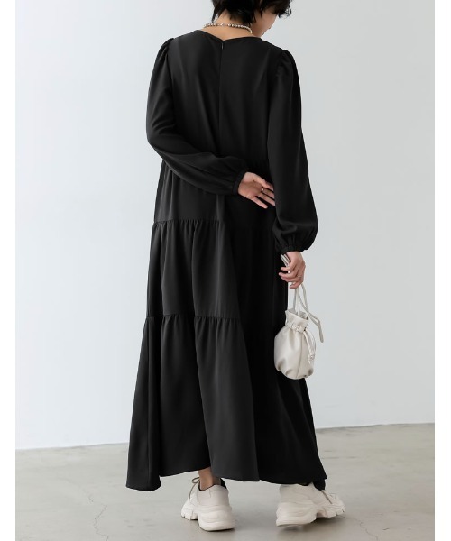 Re:EDIT（リエディ）の「[低身長/高身長/大きいサイズ有]ポーラティアードマキシワンピース（ワンピース・レディース・モカ/ブルー/ブラック/ベージュ・MEDIUM/LARGE/SHORT/X-LARGE/TALL）」の20枚目の写真