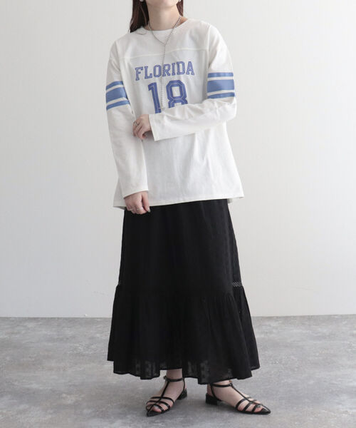 fredy emue（フレディエミュ）の「ナンバリングロゴロンT（Tシャツ/カットソー・レディース・ベージュ/チャコールグレー/オフホワイト・38）」の10枚目の写真