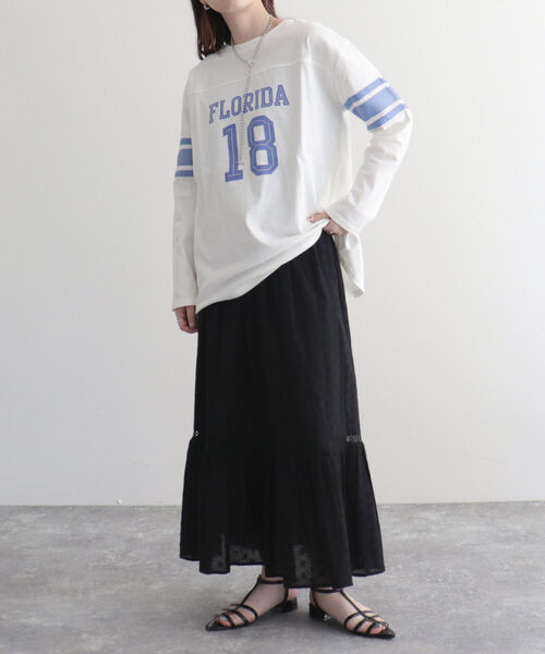 fredy emue（フレディエミュ）の「ナンバリングロゴロンT（Tシャツ/カットソー・レディース・ベージュ/チャコールグレー/オフホワイト・38）」の12枚目の写真