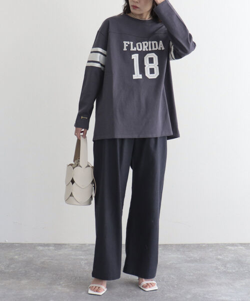 fredy emue（フレディエミュ）の「ナンバリングロゴロンT（Tシャツ/カットソー・レディース・ベージュ/チャコールグレー/オフホワイト・38）」の22枚目の写真