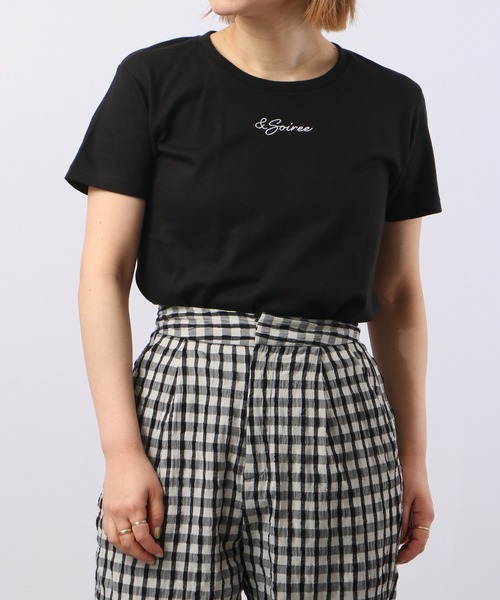 &soiree(アンドソワレ)の「&soiree 刺繍Tシャツ 半袖(Tシャツ/カットソー・レディース・ホワイト/ブラック・M/L)」の18枚目の写真