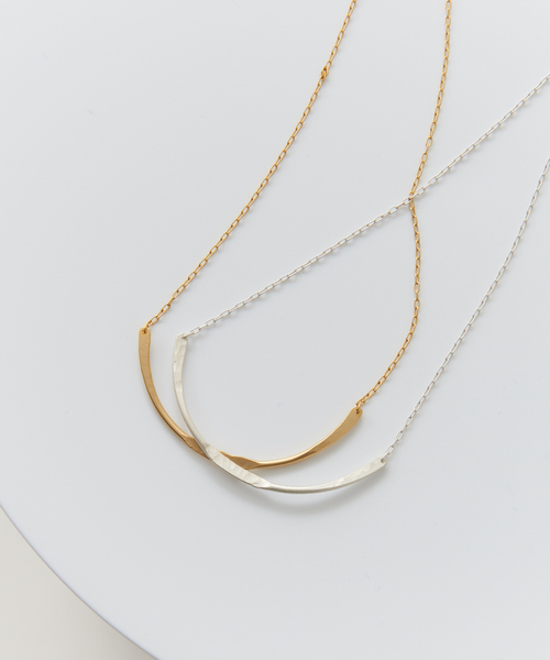 collex(コレックス)の「【Ljud/ユード】カーブラインネックレス(ネックレス・レディース・ゴールド/シルバー・フリー)」の6枚目の写真
