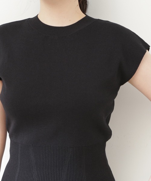 N.（N. Natural Beauty Basic）（エヌエヌナチュラルビューティーベーシック）の「◆フレンチスリーブ総針ニット（ニット/セーター・レディース・ブラック/オフホワイト/グリーン・MEDIUM）」の9枚目の写真