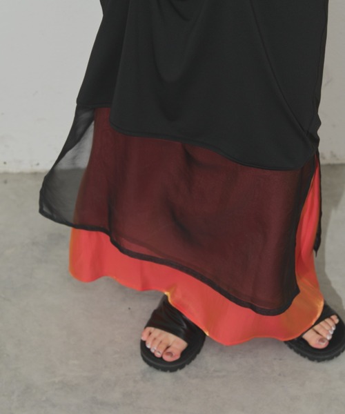 Solace（ソレイス）の「リバーシブルレイヤードワンピース（ワンピース・レディース・ブラック/ベージュ・M/L）」の8枚目の写真