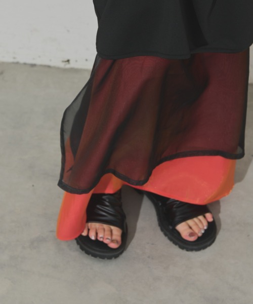 Solace（ソレイス）の「リバーシブルレイヤードワンピース（ワンピース・レディース・ブラック/ベージュ・M/L）」の10枚目の写真