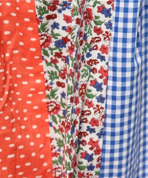 POU DOU DOU(プードゥドゥ)の「パッチワークスカート(スカート・レディース・グリーン/レッド・03)」の6枚目の写真