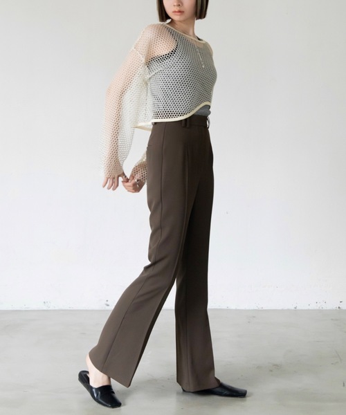 VACANCY(ヴァカンシー)の「フレアスラックスパンツ/美脚パンツ(その他パンツ・レディース・ブラック/ブラウン・SMALL/MEDIUM/LARGE)」の12枚目の写真