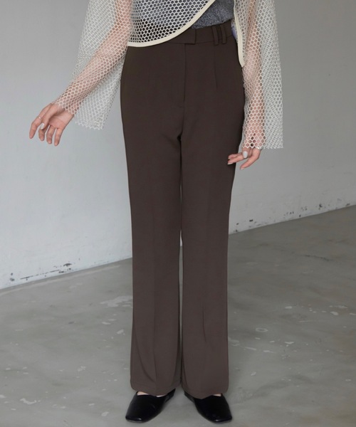 VACANCY(ヴァカンシー)の「フレアスラックスパンツ/美脚パンツ(その他パンツ・レディース・ブラック/ブラウン・SMALL/MEDIUM/LARGE)」の7枚目の写真