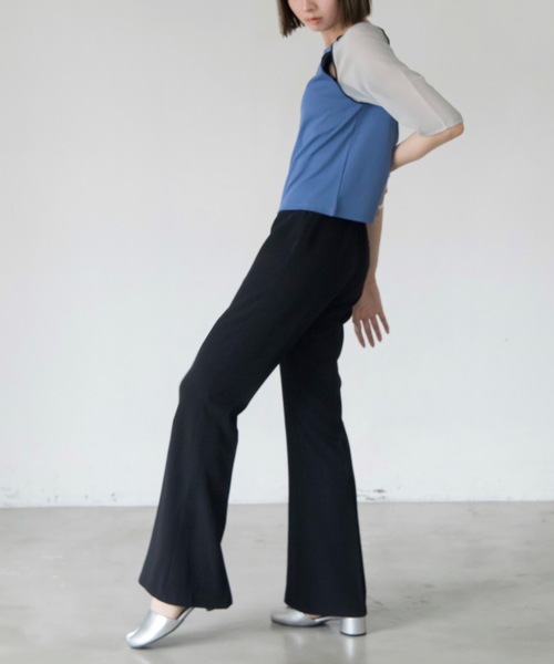 VACANCY(ヴァカンシー)の「フレアスラックスパンツ/美脚パンツ(その他パンツ・レディース・ブラック/ブラウン・SMALL/MEDIUM/LARGE)」の22枚目の写真