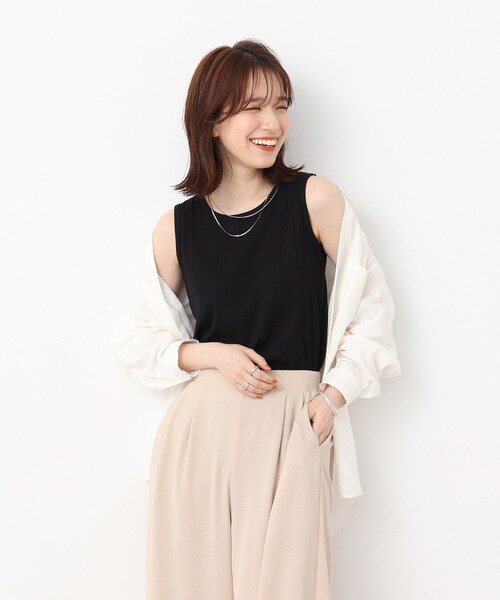 SHOO・LA・RUE（シューラルー）の「◆シンプルだから着回ししやすい タンクトップ（タンクトップ・レディース・ホワイト系/ブラック/ナチュラル・02/03/04）」の2枚目の写真