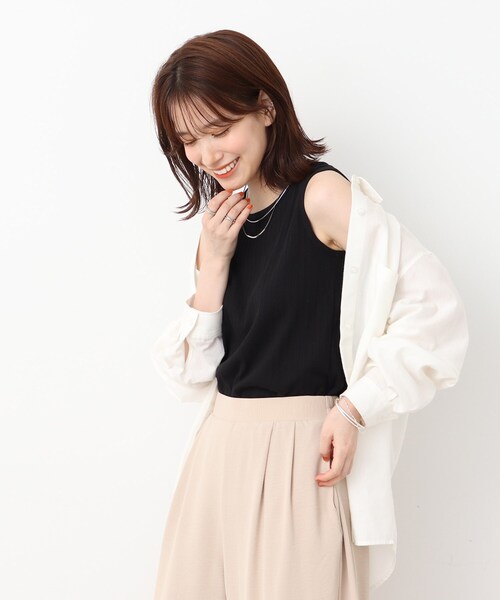 SHOO・LA・RUE（シューラルー）の「◆シンプルだから着回ししやすい タンクトップ（タンクトップ・レディース・ホワイト系/ブラック/ナチュラル・02/03/04）」の17枚目の写真