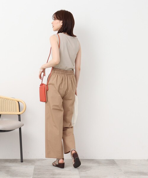 SHOO・LA・RUE（シューラルー）の「◆シンプルだから着回ししやすい タンクトップ（タンクトップ・レディース・ホワイト系/ブラック/ナチュラル・02/03/04）」の20枚目の写真