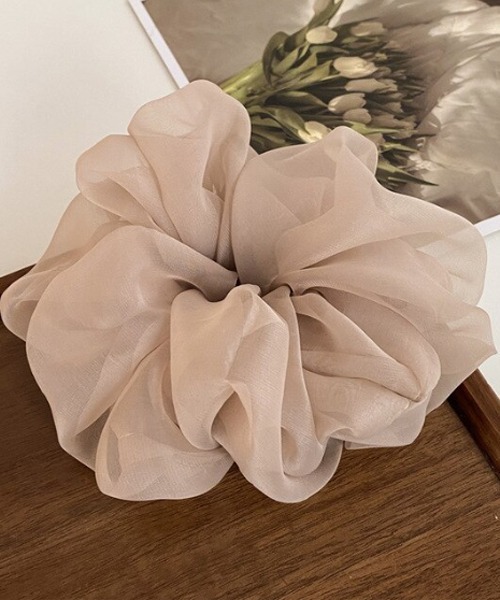 VIBGYOR Women（ヴィブジョー　ウィメン）の「【float】シフォン シンプル  シュシュ（シュシュ・レディース・ピンク/ライトグレー/ホワイト/ブラック/ライトベージュ・FREE）」の7枚目の写真