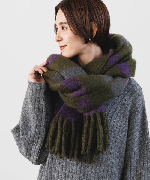 LEPSIM(レプシィム)の「太フリンジ柄ストール 978909(ストール/ショール・レディース・ブラウン/ブルー/オレンジ/ベージュ/カーキ・ONE SIZE)」の3枚目の写真