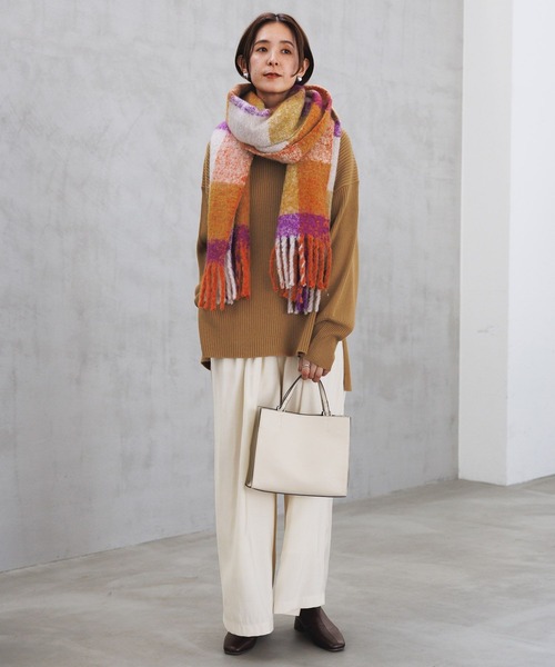 LEPSIM(レプシィム)の「太フリンジ柄ストール 978909(ストール/ショール・レディース・ブラウン/ブルー/オレンジ/ベージュ/カーキ・ONE SIZE)」の8枚目の写真