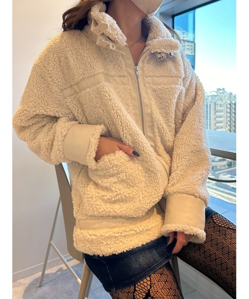 DURAS(デュラス)の「ベルト付きスタンドカラーボアジャケット(その他アウター・レディース・グリーン/ベージュ/ホワイト・FREE)」の15枚目の写真