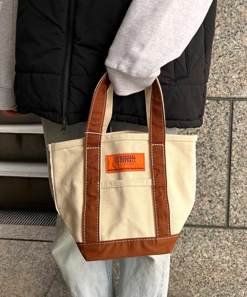 UNIVERSAL OVERALL(ユニバーサルオーバーオール)の「UNIVERSAL OVERALL / UO TOTE BAG(S) / UVO-150(トートバッグ・レディース・ネイビー/パープル/ベージュ/ブラウン/ブラック/グレー・ONESIZE)」の3枚目の写真