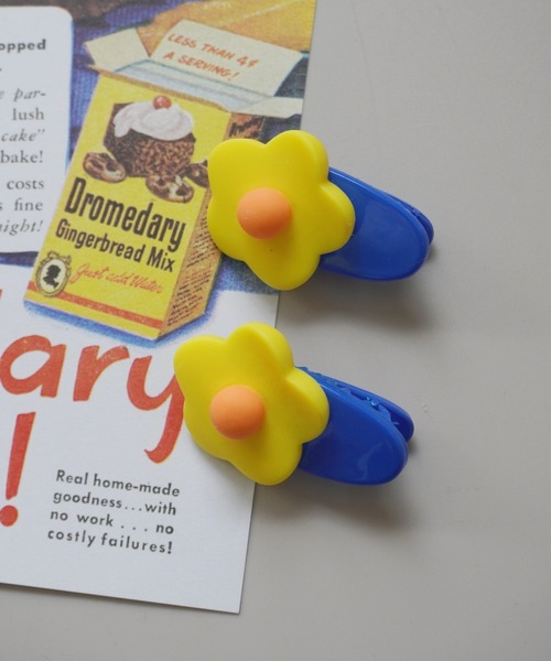 hymy（ヒュミュ）の「【 hymy-ヒュミュ- 】 キッズ バイカラー フラワー ヘアクリップ ( 2個セット ) #_（ヘアピン・キッズ・A/B/C/D/E・FREE）」の2枚目の写真