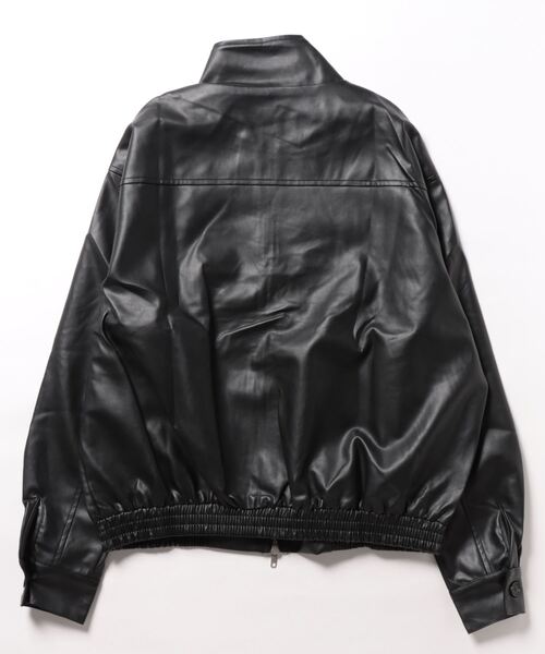 aimoha(アイモハ)の「aimoha men STAND NECK PU BLOUSON スタンドネックブルゾン(ブルゾン・メンズ・オフホワイト/ブラック・MEDIUM/X-LARGE/XX-LARGE/LARGE)」の4枚目の写真
