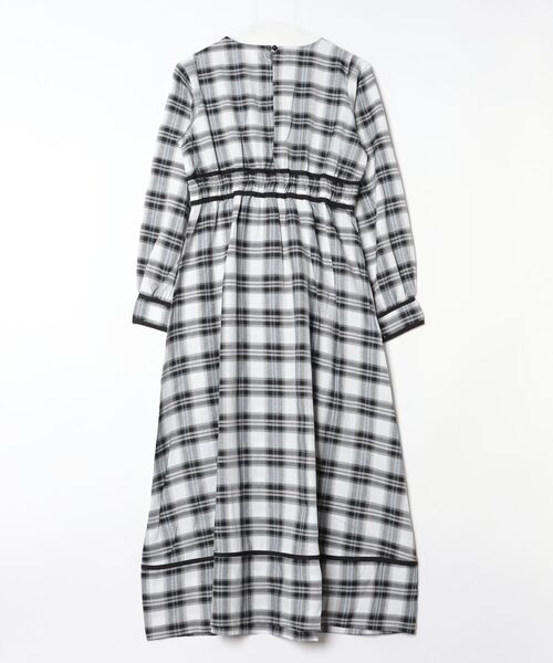 VANNIE U(ヴァニーユー)の「バイカラーパイピングフレアワンピース(ワンピース・レディース・アイボリー/チェック/ベージュ・FREE)」の7枚目の写真