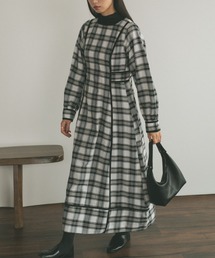 VANNIE U | バイカラーパイピングフレアワンピース(ワンピース)