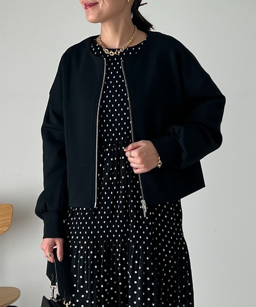 un dix cors(アンディコール)の「ダンボールショートジャケット(ノーカラージャケット・レディース・グレイッシュベージュ/ブラック・FREE)」の22枚目の写真