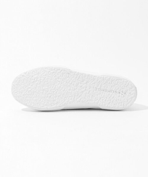 TOMORROWLAND （トゥモローランド）の「■■■受注生産予約品番のため【受注生産】PELLICO×SUPERGA 限定スニーカー 2.0cm SILVER（スニーカー・レディース・シルバー・36/41/40/39/38/37/35）」の2枚目の写真