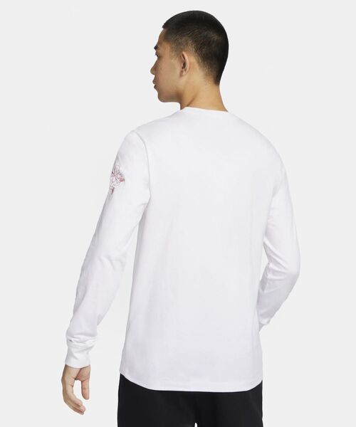 NIKE（ナイキ）の「ナイキ スポーツウェア ロングスリーブ Tシャツ / Nike Sportswear Long-Sleeve T-Shirt ＜S-2XL 展開＞（Tシャツ/カットソー・メンズ・レッド/ホワイト/ピンク・2XL/L/M/S/XL）」の5枚目の写真