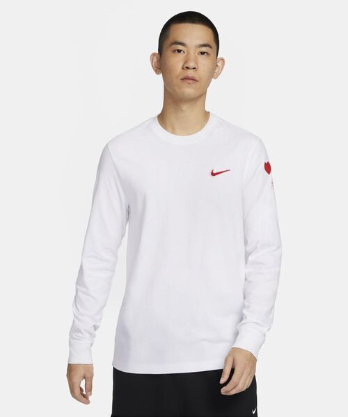 NIKE（ナイキ）の「ナイキ スポーツウェア ロングスリーブ Tシャツ / Nike Sportswear Long-Sleeve T-Shirt ＜S-2XL 展開＞（Tシャツ/カットソー・メンズ・レッド/ホワイト/ピンク・2XL/L/M/S/XL）」の4枚目の写真